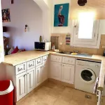 South Marina Apartment Wi-Fi Available