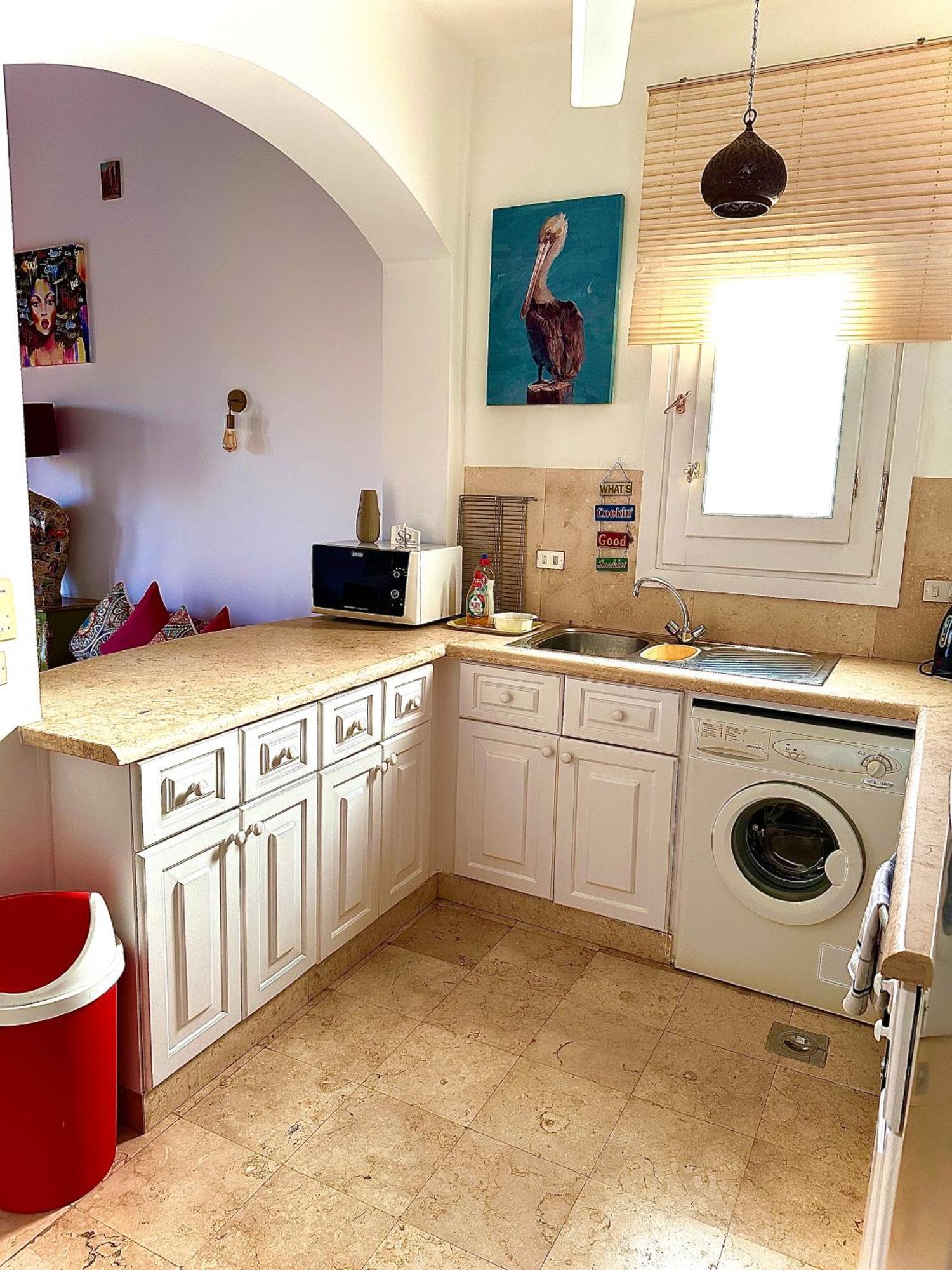 Apartment South Marina Wi-fi Available *